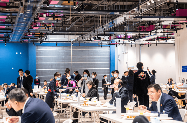 冬奥智慧餐厅火出圈了，智慧食堂再升级助力餐饮智能化发展